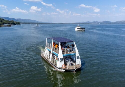 Toro Ya Me Boat on water